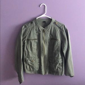 Zip up olive green jacket!